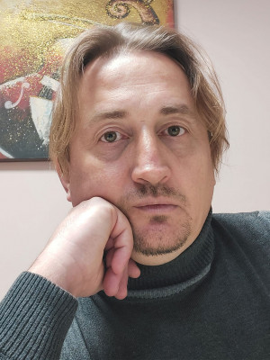 Иван Иванов